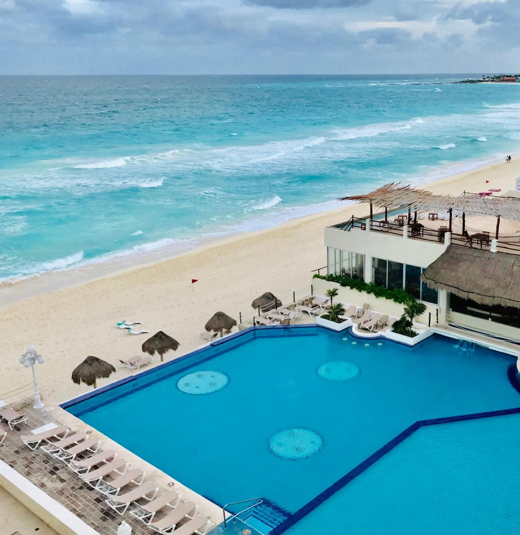 Ova Apartments Cancún Extérieur photo