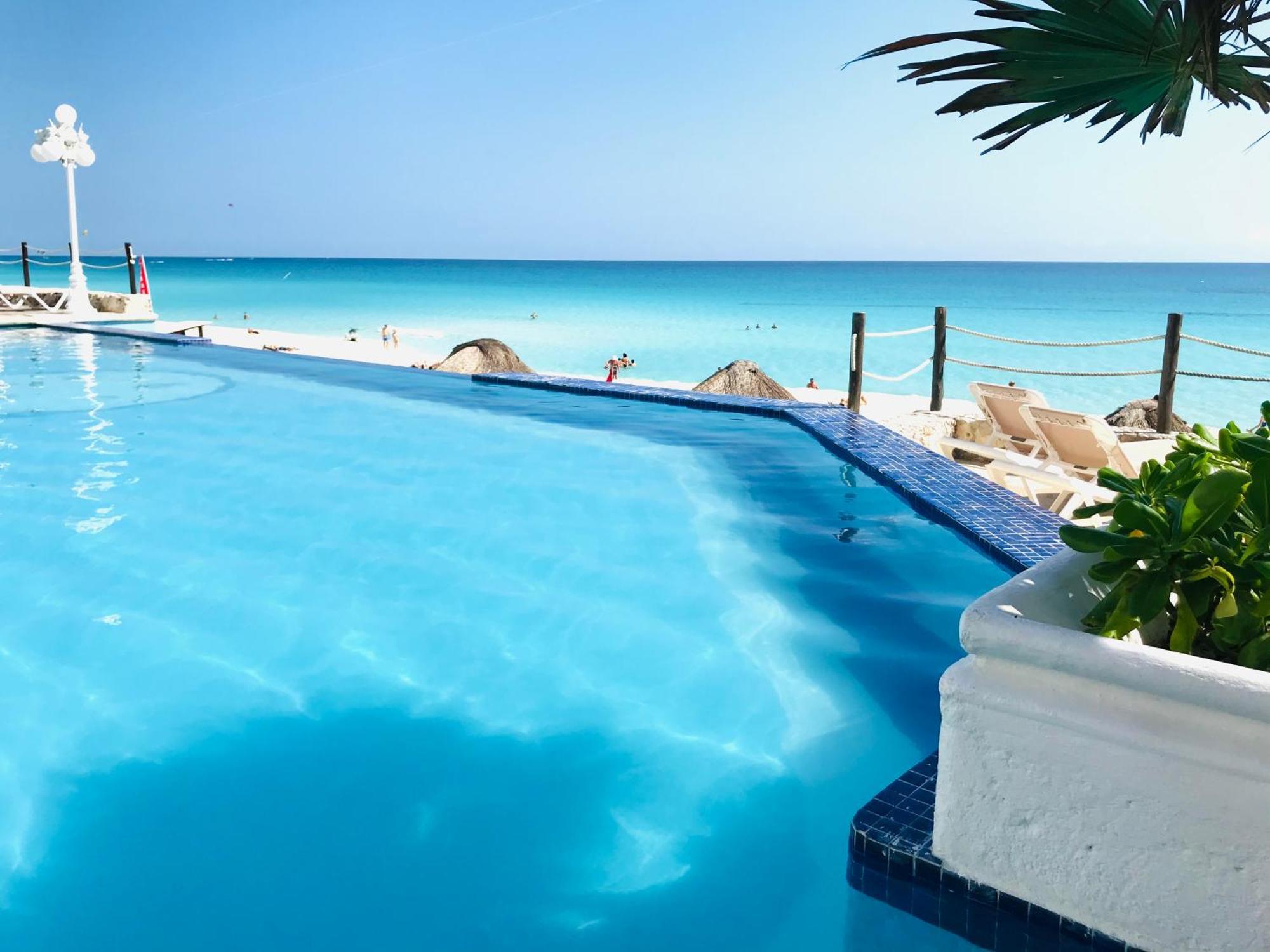 Ova Apartments Cancún Extérieur photo