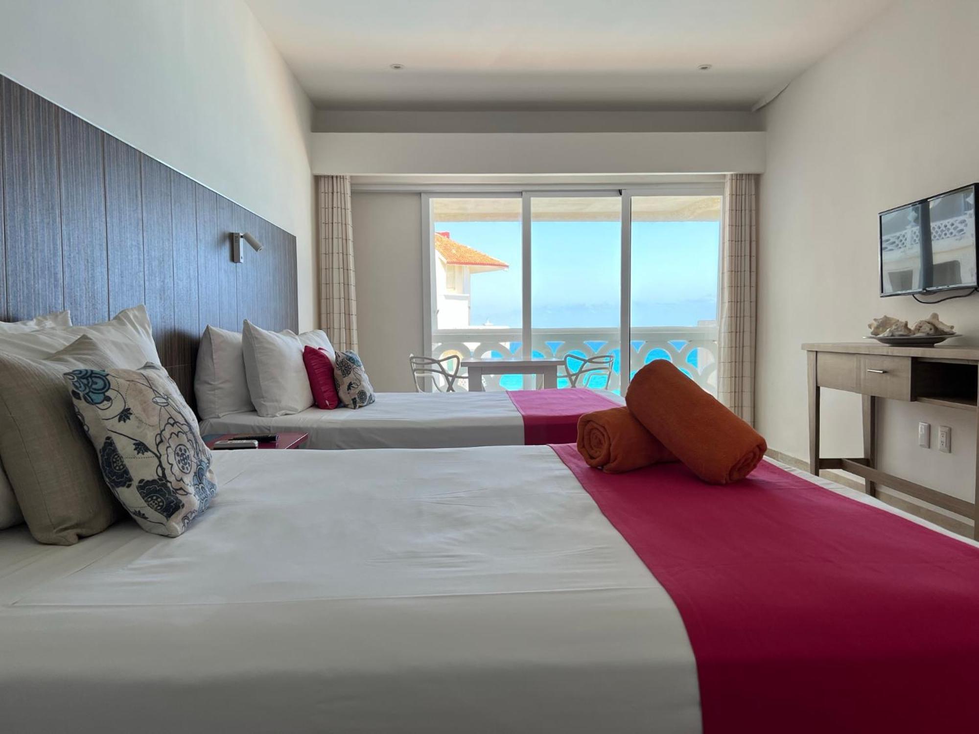 Ova Apartments Cancún Extérieur photo