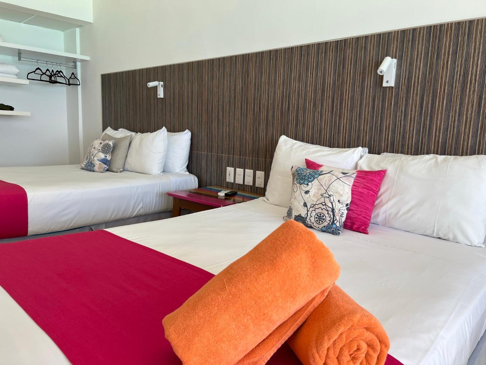 Ova Apartments Cancún Extérieur photo