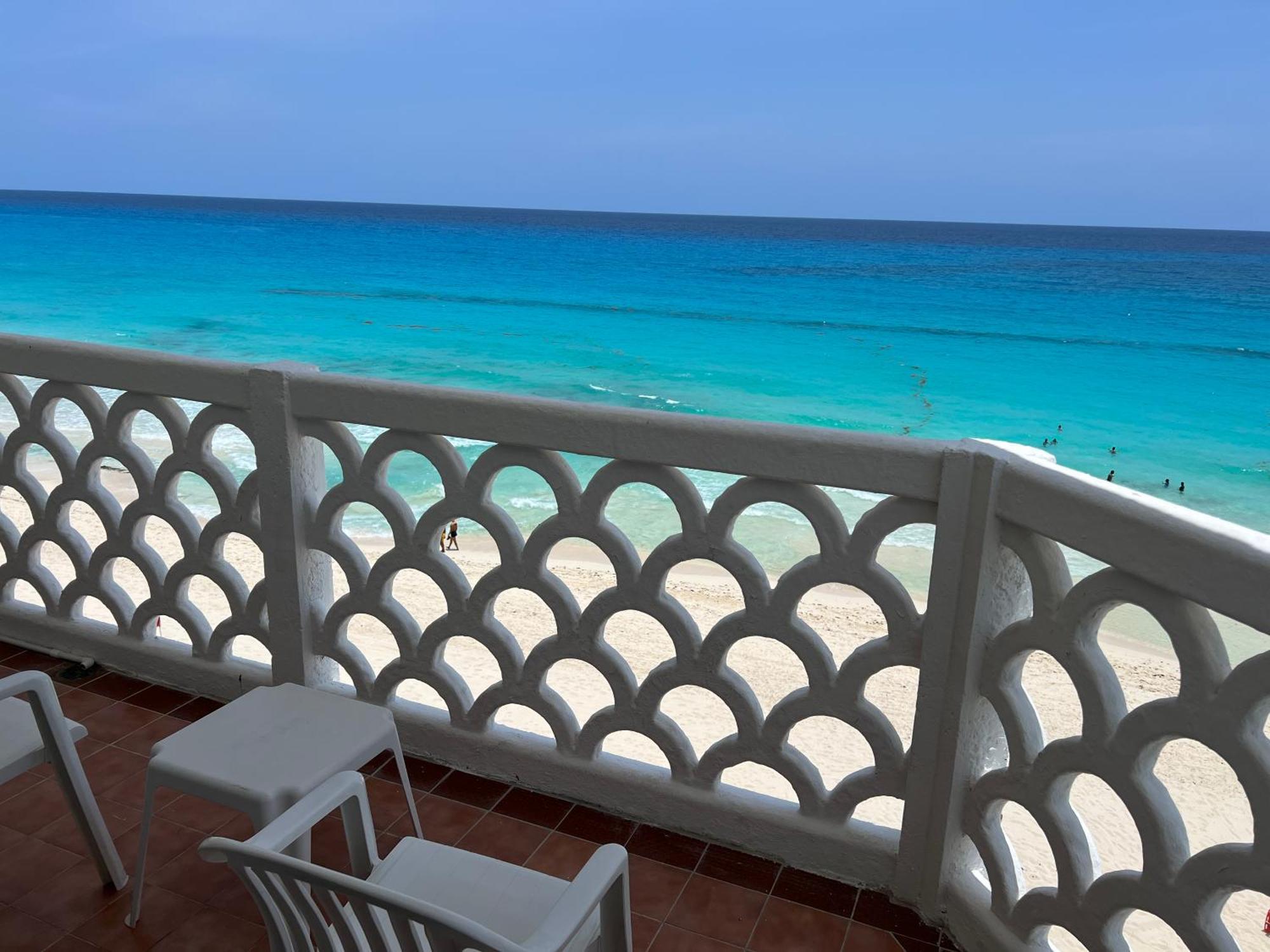 Ova Apartments Cancún Extérieur photo